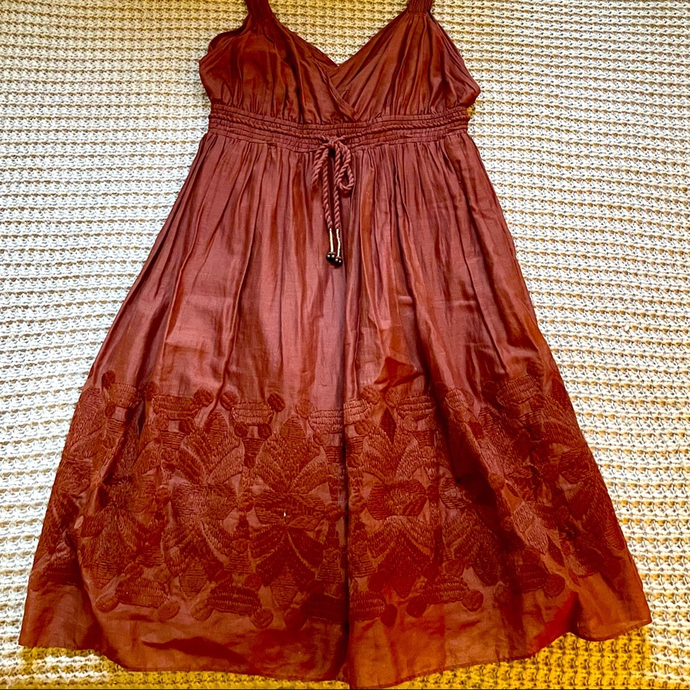 Banana Republic chocolate brown all cotton embroidered dress in size 6.